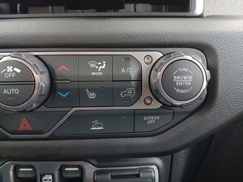 New 2026 Jeep Gladiator Sport image 25