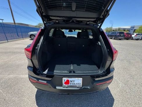 New 2025 Volvo EX40 Core w/ Climate Package image 6