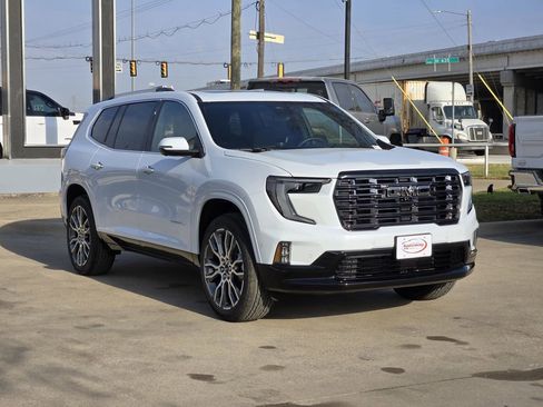 New 2026 GMC Acadia Denali Ultimate image 3