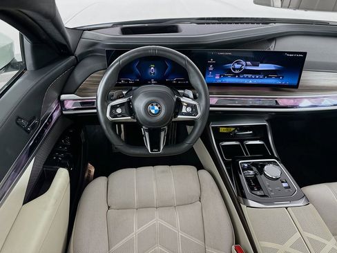 Certified 2023 BMW 760i xDrive w/ Parking Assistance Package image 23