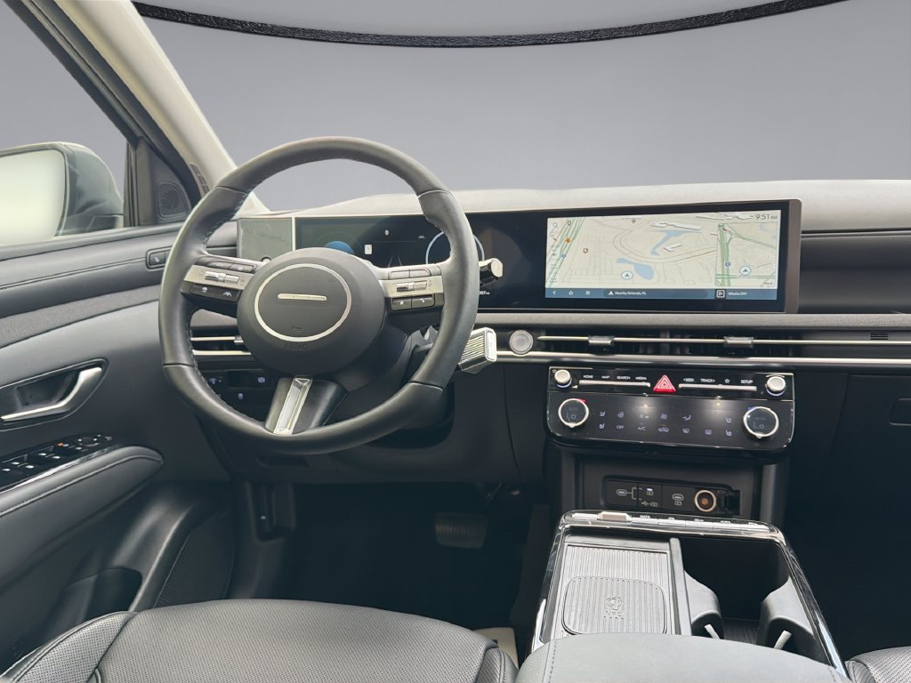 Used 2025 Hyundai Tucson Limited FWD image 19