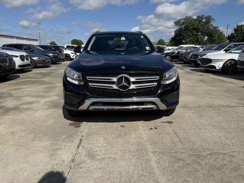 Used 2017 Mercedes-Benz GLC 300 image 2