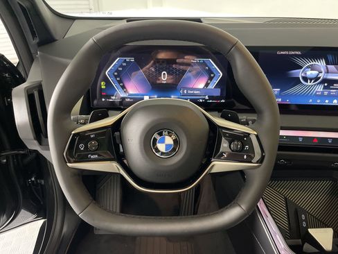 Used 2025 BMW X3 xDrive30i w/ Premium Package image 17