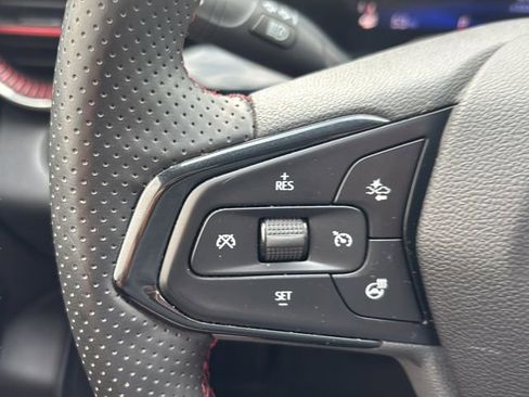 Used 2025 Chevrolet Trax RS w/ Driver Confidence Package image 23