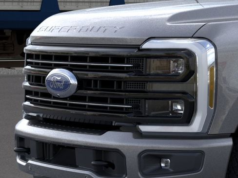 New 2026 Ford F350 Platinum w/ Tremor Off-Road Package AWD/4WD image 17