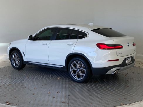 Certified 2023 BMW X4 xDrive30i w/ Premium Package image 3