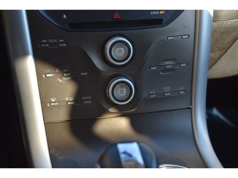 Used 2014 Ford Edge SEL w/ Equipment Group 205A image 32