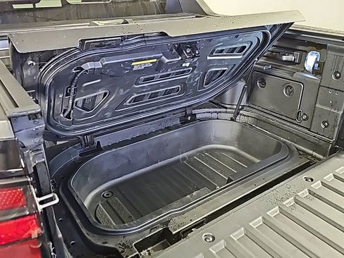 Used 2024 Hyundai Santa Cruz SEL w/ Activity Package image 16