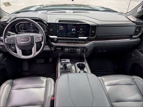 Used 2023 GMC Sierra 1500 Elevation w/ Elevation Premium Package AWD/4WD image 17