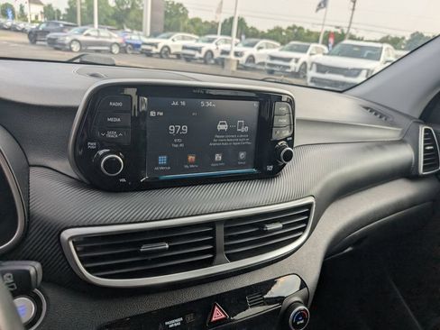 Used 2020 Hyundai Tucson Sport FWD image 18