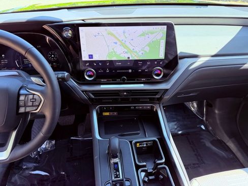 Used 2024 Lexus TX 350 FWD image 27