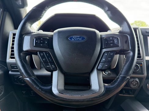 Used 2020 Ford F150 Raptor w/ Equipment Group 802A Luxury AWD/4WD image 18