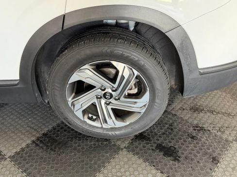 Certified 2023 Hyundai Santa Fe SE FWD image 15