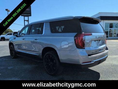 New 2026 GMC Yukon XL Elevation w/ LPO, Elevation Black Package AWD/4WD image 6