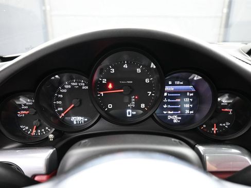 Certified 2019 Porsche 911 Carrera 4S AWD/4WD image 18