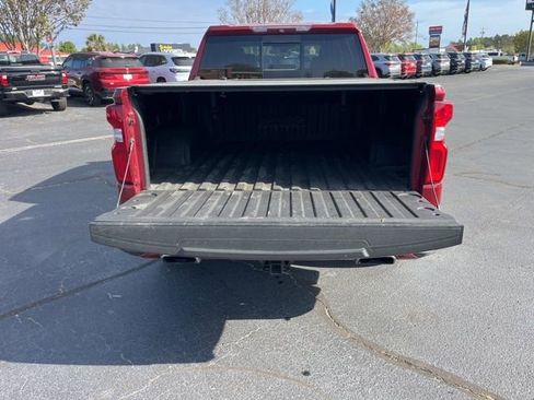 Used 2019 Chevrolet Silverado 1500 High Country w/ Technology Package AWD/4WD image 33
