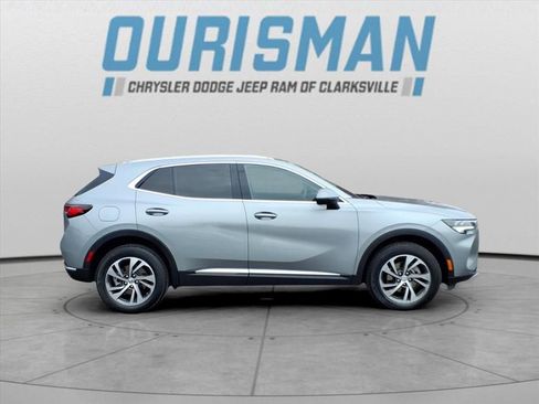 Used 2023 Buick Envision Essence image 2