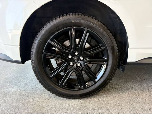 Used 2021 Ford Edge ST-Line AWD/4WD image 27
