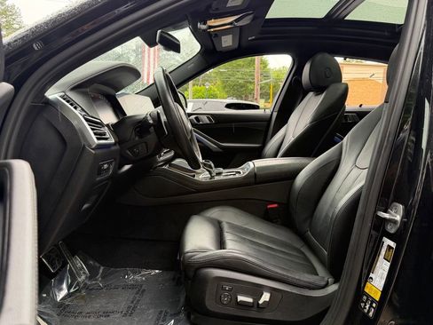 Used 2022 BMW X6 xDrive40i w/ Executive Package AWD/4WD image 25