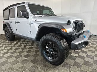 Used 2024 Jeep Wrangler Unlimited AWD/4WD video 2