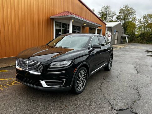 Used 2020 Lincoln Nautilus Reserve image 1