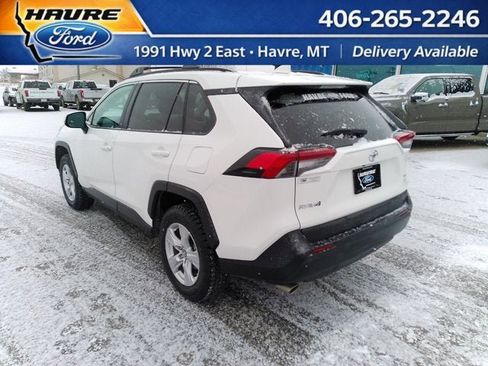 Used 2019 Toyota RAV4 XLE w/ All Weather Liner Package AWD/4WD image 5