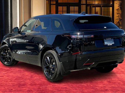 New 2026 Land Rover Range Rover Velar Dynamic SE image 3