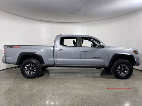 Certified 2020 Toyota Tacoma TRD Off-Road w/ Technology Package image 2