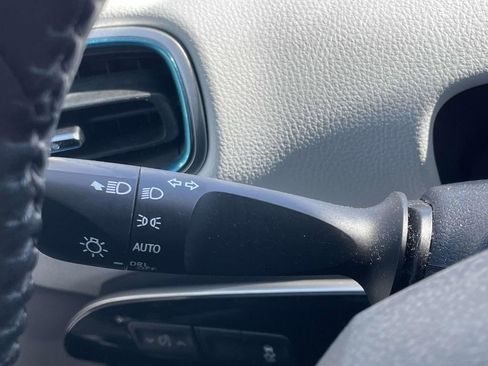 Used 2016 Toyota Prius Three image 24