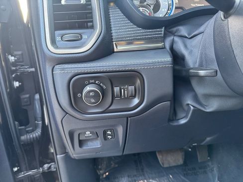 Used 2019 RAM 1500 Limited w/ Advanced Safety Group image 14