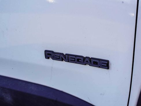 Used 2020 Jeep Renegade Altitude image 10