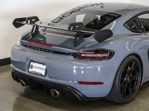Used 2025 Porsche 718 Cayman GT4 RS w/ Weissach Package RWD image 22