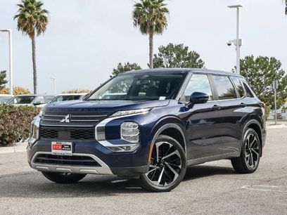 Used 2023 Mitsubishi Outlander SE