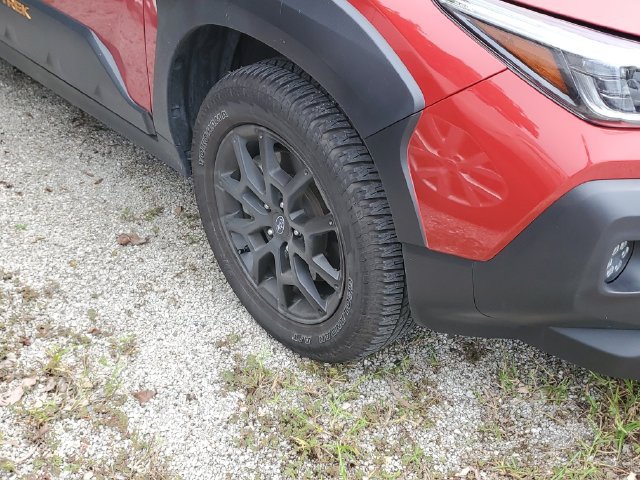 Used 2025 Subaru Crosstrek 2.5i Wilderness AWD/4WD image 4