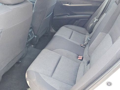 Used 2025 Toyota Camry LE image 28