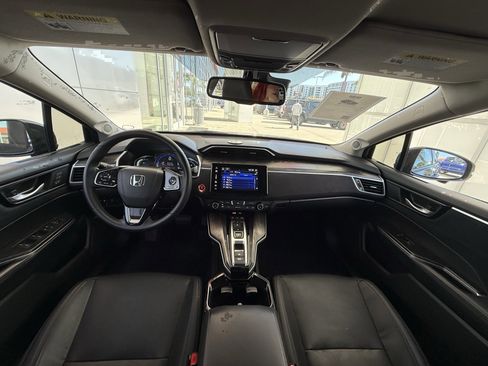 Used 2020 Honda Clarity Touring image 32