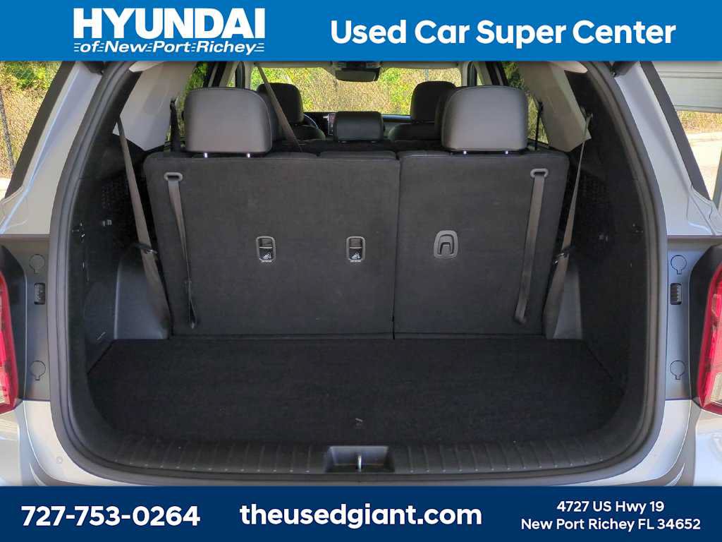Certified 2024 Hyundai Palisade SEL FWD image 12