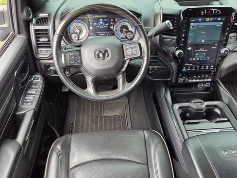 Used 2022 RAM 3500 Limited image 10