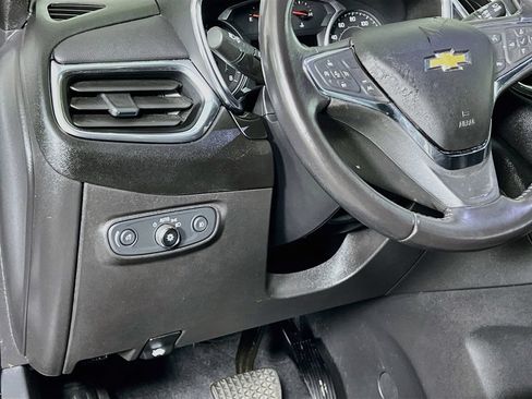 Used 2020 Chevrolet Equinox LT AWD/4WD image 12