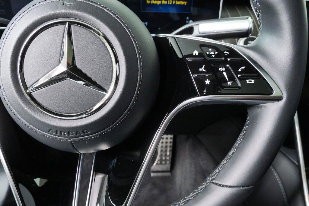 Used 2022 Mercedes-Benz S 580 4MATIC Sedan image 11