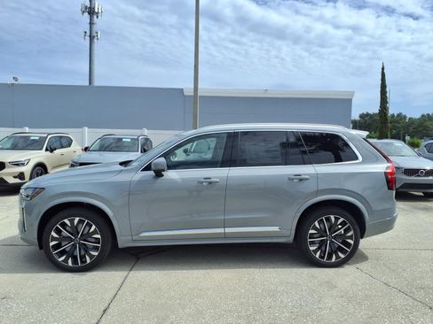 New 2026 Volvo XC90 B6 Plus w/ Protection Package Premier image 4