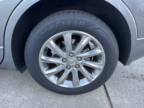 Used 2020 Buick Envision Essence image 23