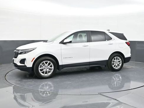 Used 2024 Chevrolet Equinox LT image 6