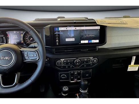 New 2026 Jeep Gladiator Sport image 8