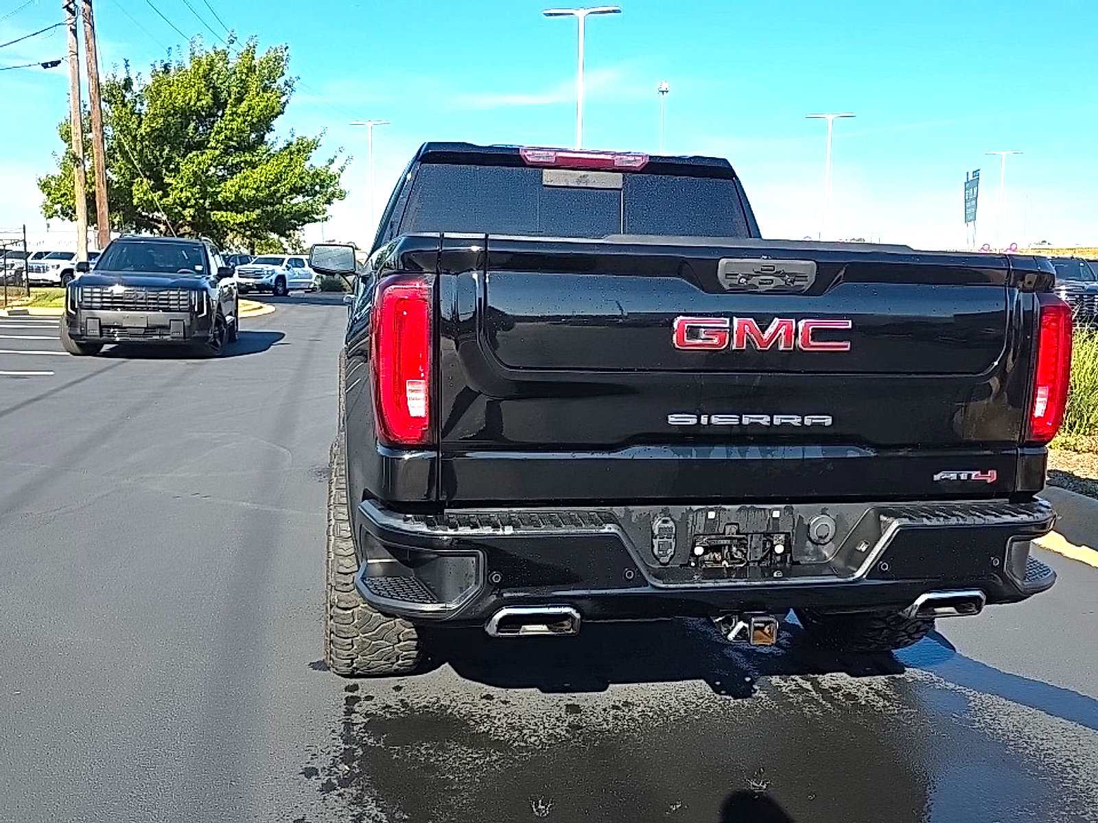 Used 2022 GMC Sierra 1500 AT4 w/ AT4 Premium Package AWD/4WD image 10