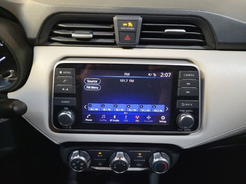 Used 2021 Nissan Versa SV image 25