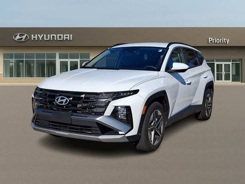 Used 2025 Hyundai Tucson SEL FWD image 1