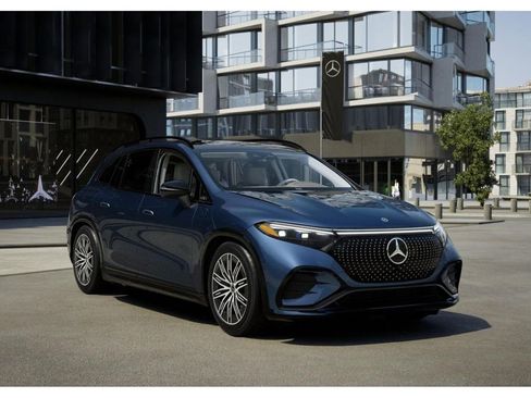 New 2026 Mercedes-Benz EQS 400 4MATIC SUV image 10