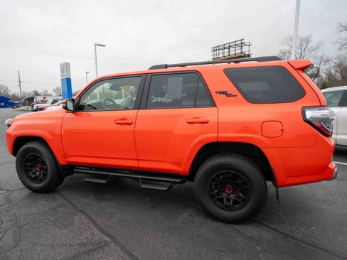 Used 2024 Toyota 4Runner TRD Off-Road Premium w/ TRD Black Wheel Package (TMS) image 4