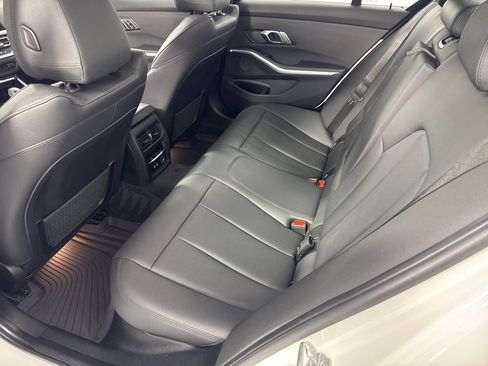 Used 2019 BMW 330i xDrive Sedan w/ Premium Package image 15